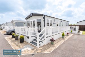 Front/Parking- click for photo gallery